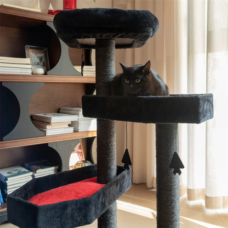 Kedi Ağacı ve Hayalet İçme Çeşmesi ile Gotik Tarzı Kedi Seti