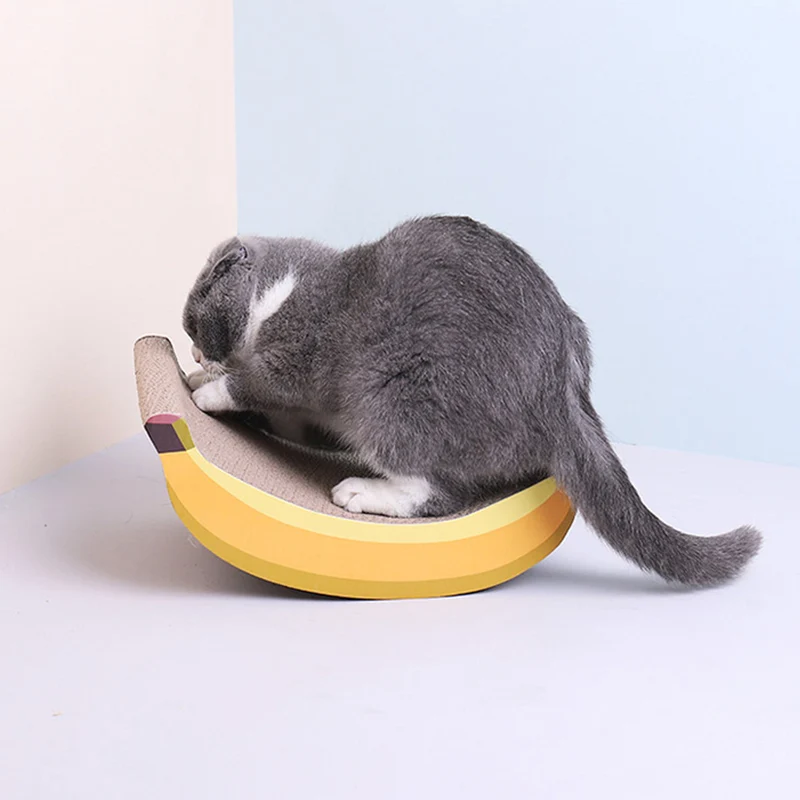 Bananenförmige Kratzunterlage für Katzen aus Wellpappe
