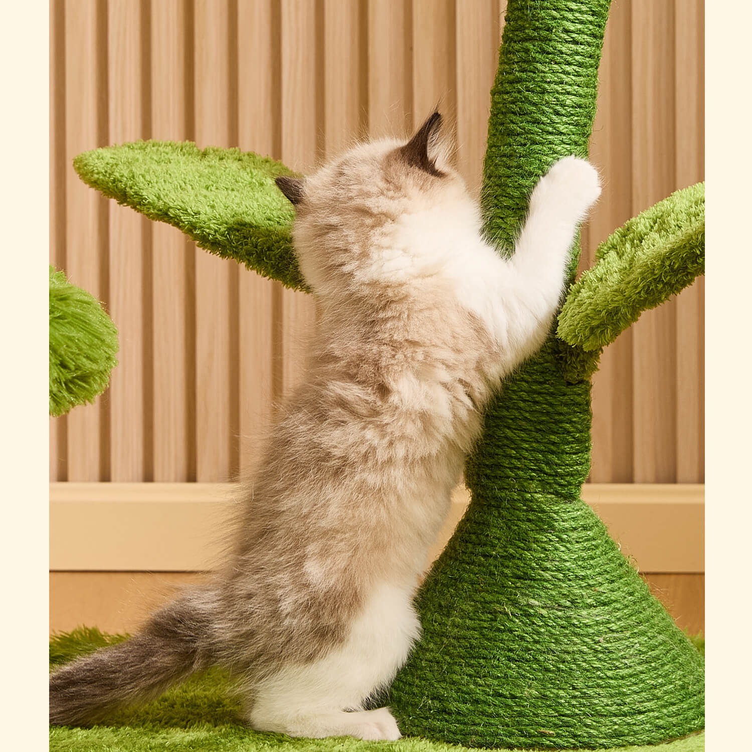 Árbol rascador para gatos de 41.7'' inspirado en flores carnívoras