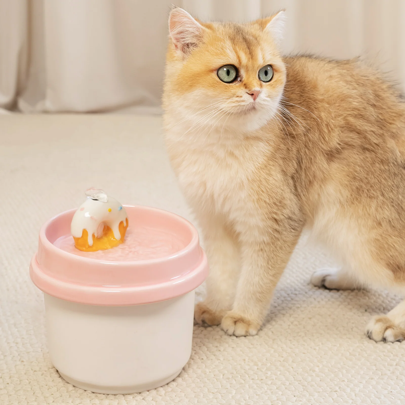 Donut-förmiger Katzen-Trinkbrunnen, 42 oz