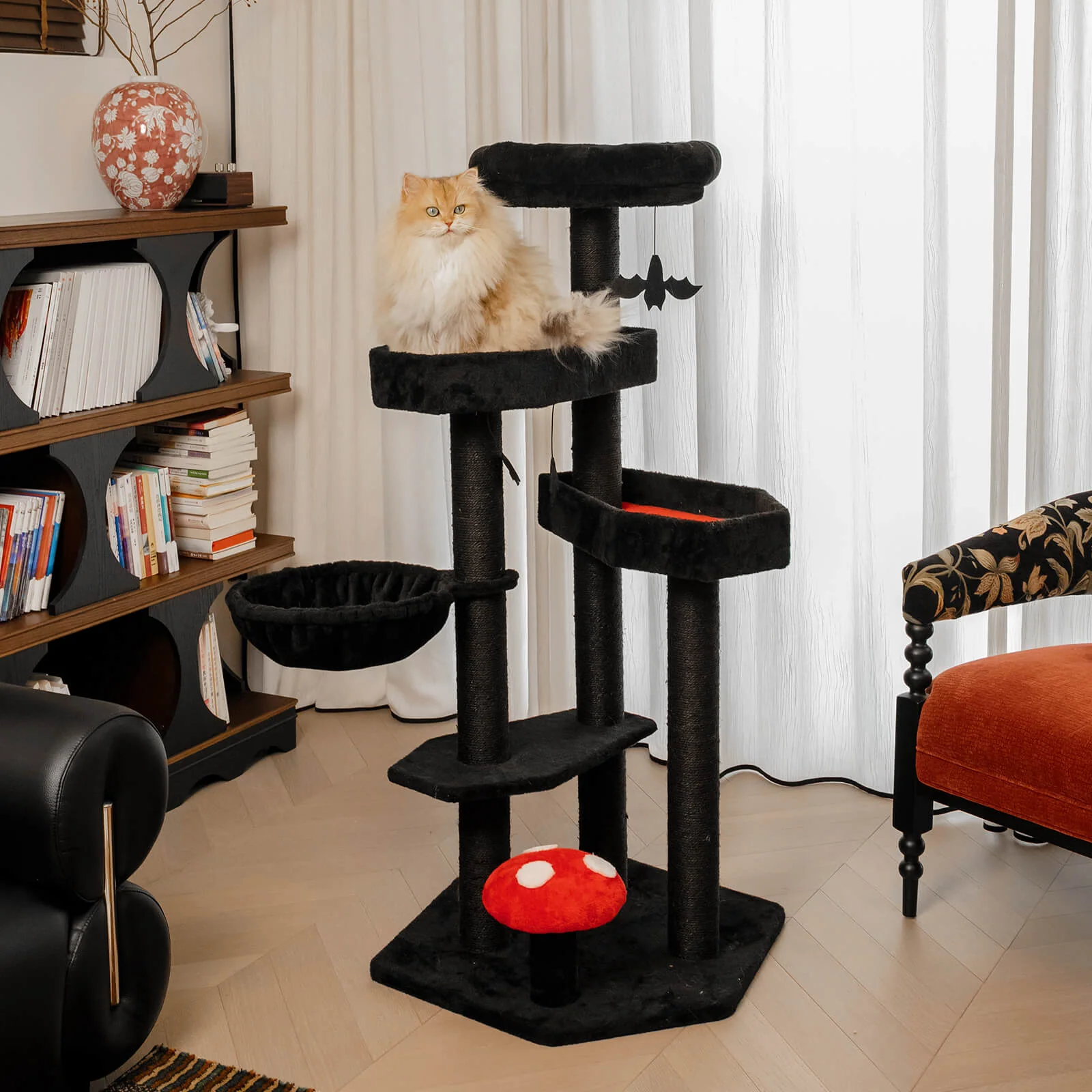 Árbol rascador para gatos estilo gótico mejorado
