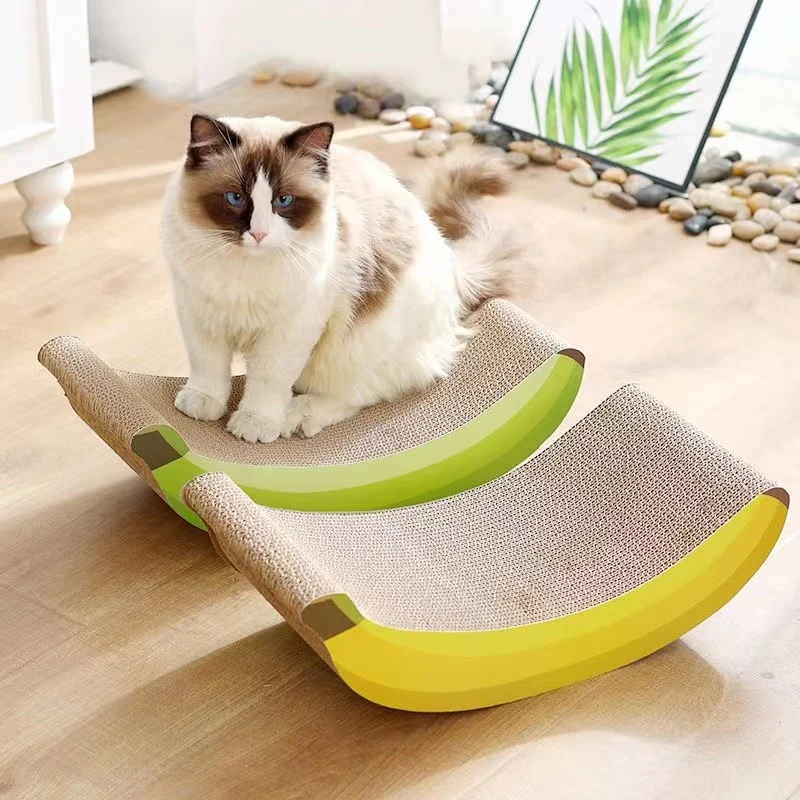Bananenförmige Kratzunterlage für Katzen aus Wellpappe