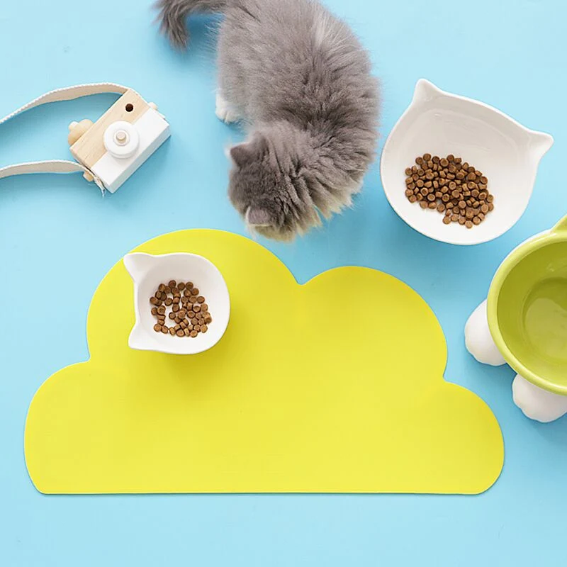 Cloud Shaped Silicone Pet Food Mat with Raised Edges